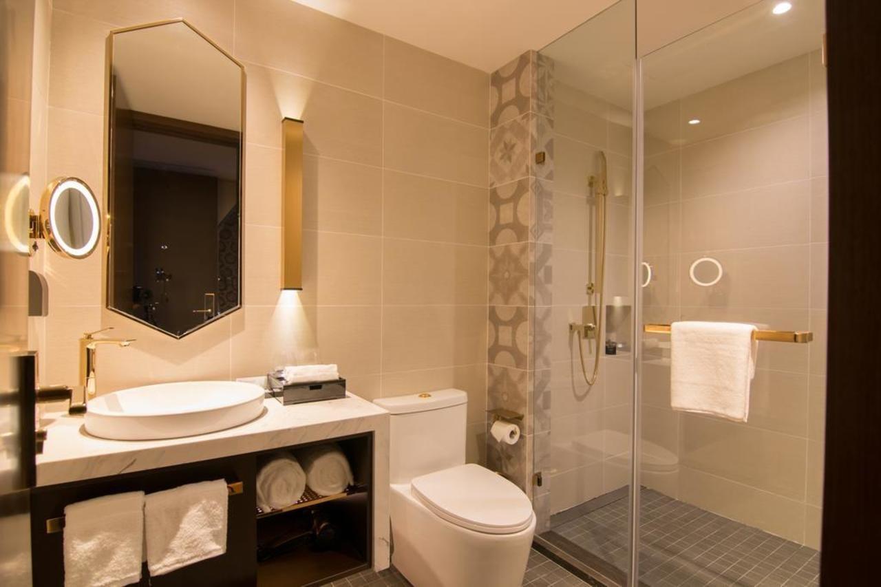 Hotel Yitel Xuhui 4*