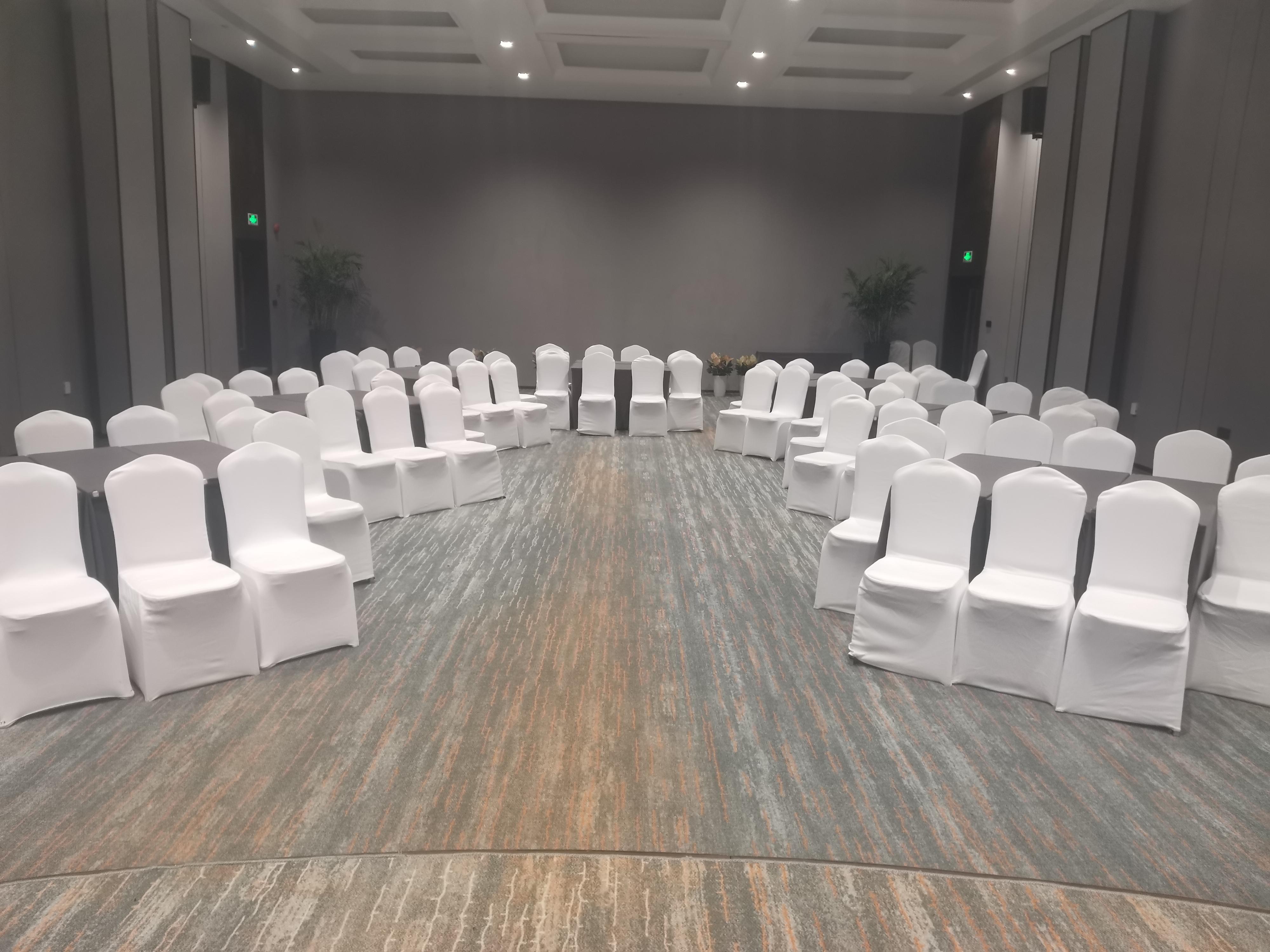 Hotel Yitel Xuhui 4*